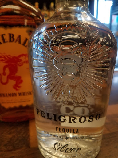 Liquor Store «11th Avenue Liquor», reviews and photos, 1040 SE Hawthorne Blvd, Portland, OR 97214, USA