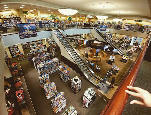 Book Store «Barnes & Noble», reviews and photos, 3 S Tunnel Rd, Asheville, NC 28805, USA
