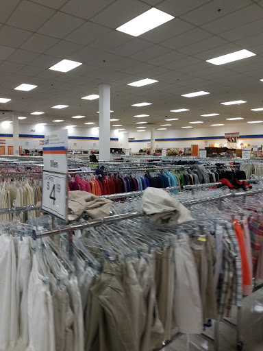 Thrift Store «Goodwill of North Georgia: Buckhead Store and Donation Center», reviews and photos, 3906 Roswell Rd NE, Atlanta, GA 30342, USA