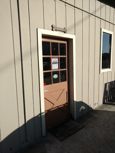 Pet Supply Store «Aptos Feed & Pet Supply», reviews and photos, 7765 Soquel Dr C, Aptos, CA 95003, USA
