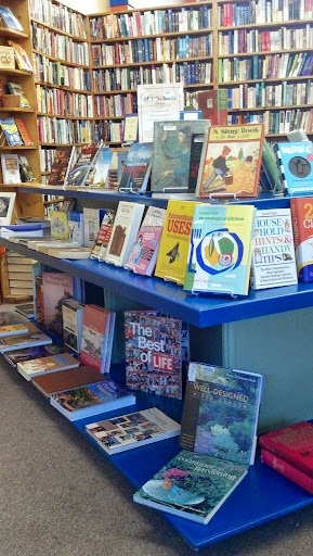 Book Store «Main Street Books Monroe LLC», reviews and photos, 110 E Main St #100, Monroe, WA 98272, USA