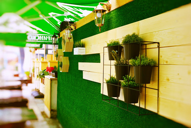 Център, ул. „Бриз“ 21, 8180 Приморско