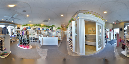 Tanning Salon «Southern Exposure Tanning And Boutique, Inc.», reviews and photos, 5101 W Washington St # 17, Gurnee, IL 60031, USA