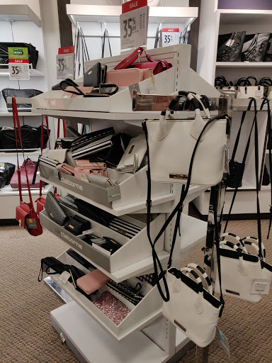 Department Store «JCPenney», reviews and photos, 428 Woodbridge Center Dr, Woodbridge, NJ 07095, USA