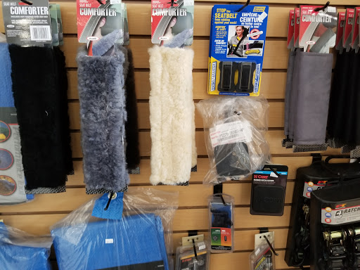 Toyota Dealer «Hanlees Davis Toyota», reviews and photos, 4202 Chiles Rd, Davis, CA 95616, USA