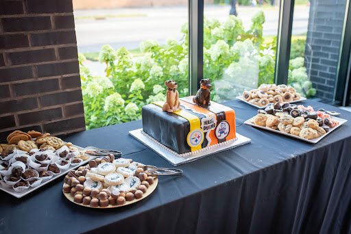 Cake Shop «Cake Boutique», reviews and photos, 4248 N River Rd NE, Warren, OH 44484, USA