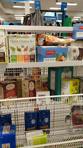 Clothing Store «Ross Dress for Less», reviews and photos, 5755 N University Dr, Pompano Beach, FL 33321, USA