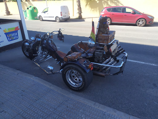 La Colada Wash&Dry en San Miguel de Salinas, Alicante