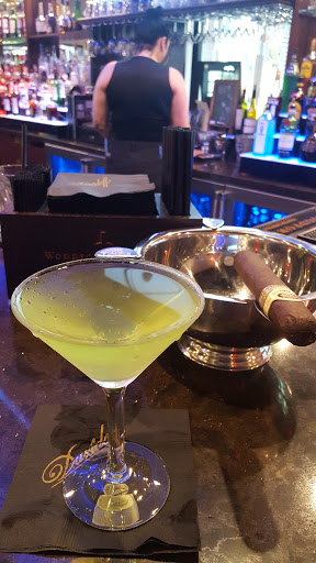 Tobacco Shop «Smoke Inn», reviews and photos, 801 Village Blvd #305, West Palm Beach, FL 33409, USA