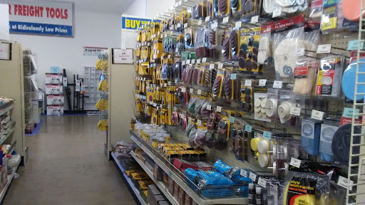 Hardware Store «Harbor Freight Tools», reviews and photos, 2361 Northgate Blvd, Sacramento, CA 95833, USA