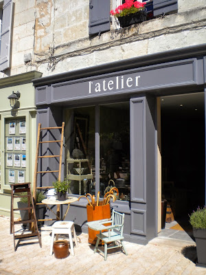 l'atelier à Aubeterre-sur-Dronne