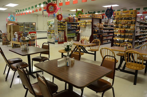 Grocery Store «La Misma Luna Supermarket», reviews and photos, 2901-2977 London Rd, Eau Claire, WI 54701, USA