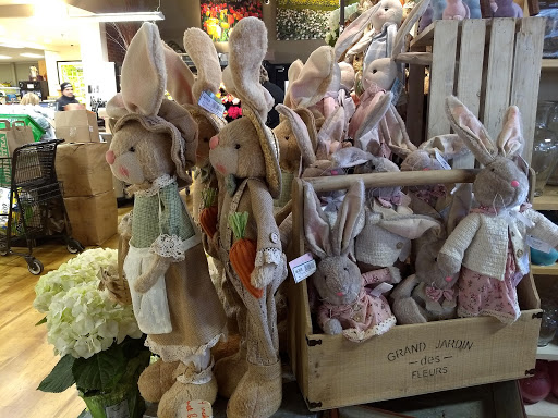 Grocery Store «Grand Food Center», reviews and photos, 606 Green Bay Rd, Winnetka, IL 60093, USA