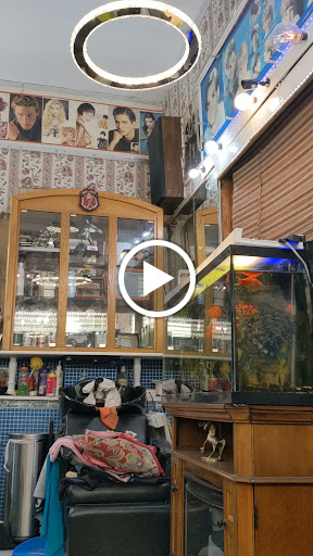 Barber Shop «Sanchez Barber Shop», reviews and photos, 907 W Irving Park Rd, Chicago, IL 60613, USA