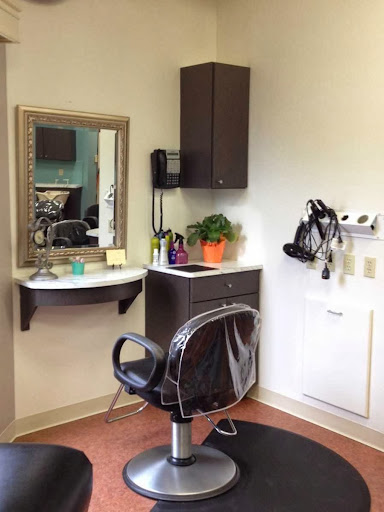 Hair Salon «HM Salon, LLC (aka Hair Management Salon)», reviews and photos, 5541 Bridgetown Rd, Cincinnati, OH 45248, USA