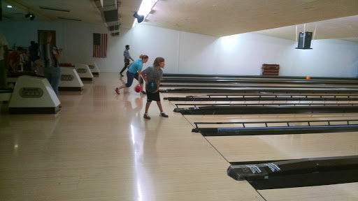 Bowling Alley «Pike Lanes Bowling Inc», reviews and photos, 121 2nd St Pike, Southampton, PA 18966, USA