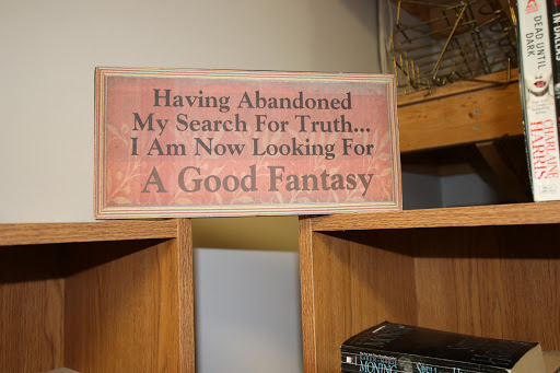 Used Book Store «R & B Used Books», reviews and photos, 12830 Saginaw Rd # F, Grand Blanc, MI 48439, USA