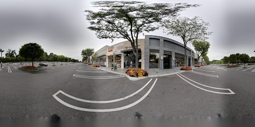 Shopping Mall «Americana Manhasset», reviews and photos, 2060 Northern Blvd, Manhasset, NY 11030, USA