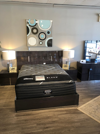 Furniture Store «Huffman Koos Furniture», reviews and photos, 1640 Broadhollow Rd, Farmingdale, NY 11735, USA