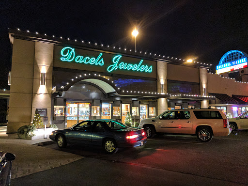 Dacels Jewelers, 3500 Factoria Blvd SE, Bellevue, WA 98006, USA, 