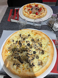 Plats et boissons du @Pizza Plana - Pizzeria Roseraie à Toulouse - n°12
