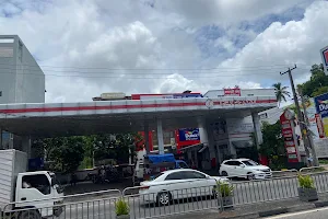 CEYPETCO Lanka Fuel Filling Station - Nagoda image