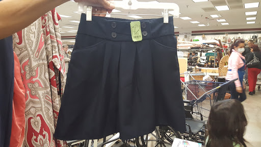 Thrift Store «Valley Thrift Store», reviews and photos, 13630 Victory Blvd, Van Nuys, CA 91401, USA