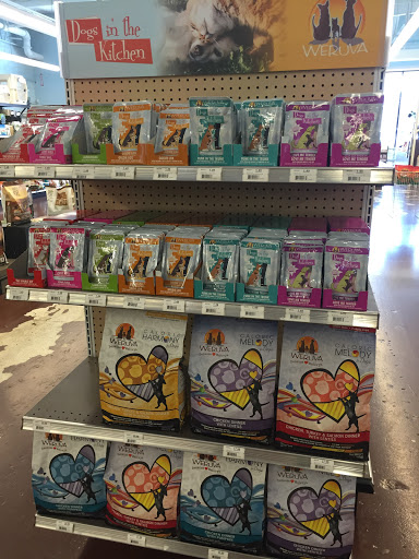 Pet Supply Store «Centinela Feed», reviews and photos, 16571 Ventura Blvd, Encino, CA 91436, USA