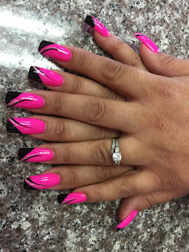 Nail Salon «T & T Nail Salon», reviews and photos, 283 E International Speedway Blvd, DeLand, FL 32724, USA