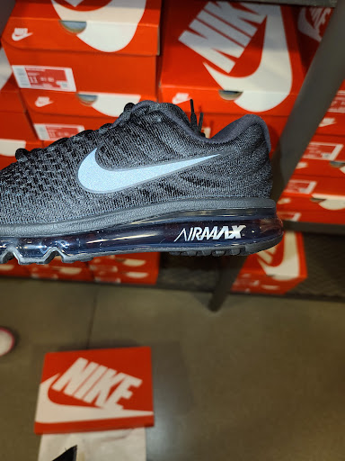 Clothing Store «Nike Factory Store», reviews and photos, 1475 N Burkhart Rd Suite C-200, Howell, MI 48855, USA