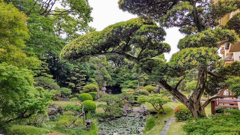 富安邸庭園（白柳荘）