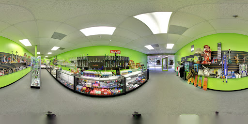 Tobacco Shop «Green Planet Smoke Shop», reviews and photos, 15325 Amberly Dr, Tampa, FL 33647, USA