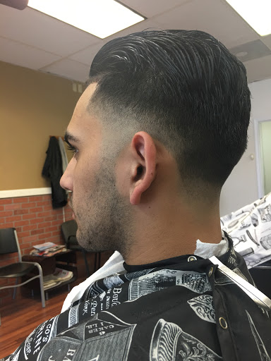 Barber Shop «Friendly Barber Shop», reviews and photos, 13207 Jones Rd, Houston, TX 77070, USA