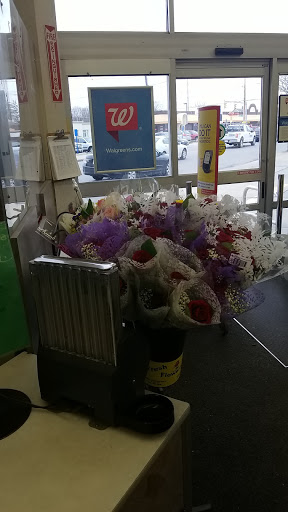 Drug Store «Walgreens», reviews and photos, 220 S Broadway, Lawrence, MA 01843, USA