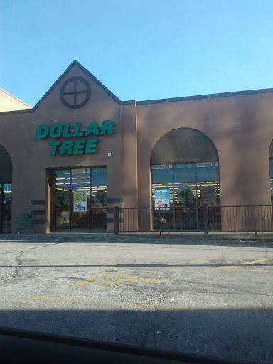 Dollar Store «Dollar Tree», reviews and photos, 1016 Broadway, Highland, IL 62249, USA
