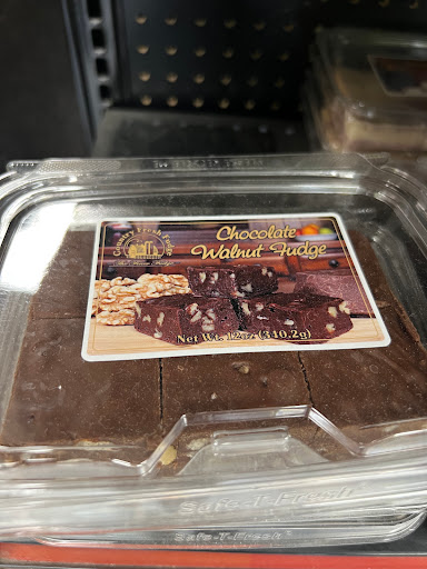 Truck Stop «Eco Travel Plaza», reviews and photos, 1897 Genesis Rd, Crossville, TN 38555, USA