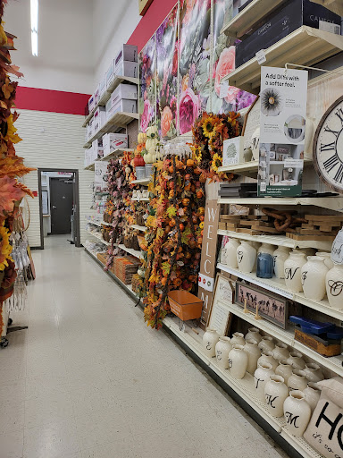 Craft Store «Michaels», reviews and photos, 1840 E Independence St, Springfield, MO 65804, USA