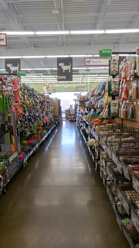 Pet Supply Store «Pet Supplies Plus», reviews and photos, 101 Sutton Ave, Oxford, MA 01540, USA