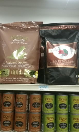 Pet Supply Store «Petsense Middlesboro», reviews and photos, 1875 N 25th St, Middlesboro, KY 40965, USA