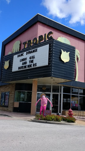 Movie Theater «Tropic Theater», reviews and photos, 122 W Main St, Leesburg, FL 34748, USA