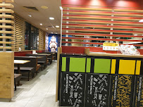 Atmosphère du Restauration rapide McDonald's à Saint-Hilaire-le-Châtel - n°12