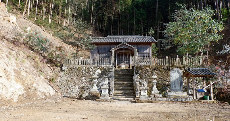 産霊神社