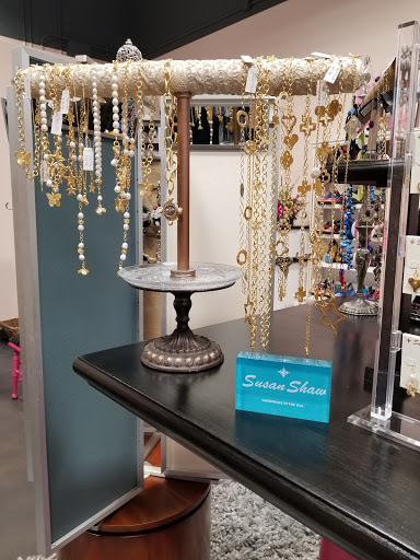 Boutique «Pink Poppy Artisans Boutique», reviews and photos, 114 W 8th St, Georgetown, TX 78626, USA