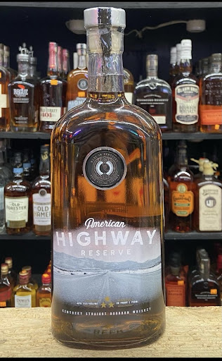 Liquor Store «Yauco Liquor Store», reviews and photos, 2744 W Division St, Chicago, IL 60622, USA