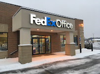 FedEx Office Print & Ship Center - Photo 5 - Car repair in Appleton, WI, Appleton