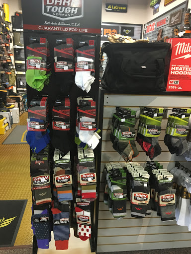 Work Clothes Store «Contractors Clothing Co», reviews and photos, 29350 John R Rd, Madison Heights, MI 48071, USA