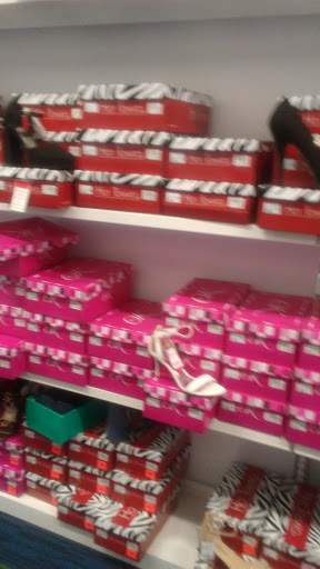 Shoe Store «Shoe Show», reviews and photos, 835 Oak St SW, Atlanta, GA 30310, USA