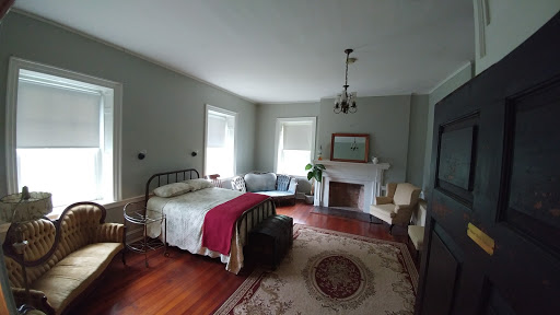 Lodging «Historic Boydville», reviews and photos, 601 S Queen St, Martinsburg, WV 25401, USA