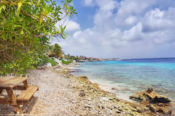 Photo de Hato Beach avec rivage droit, long