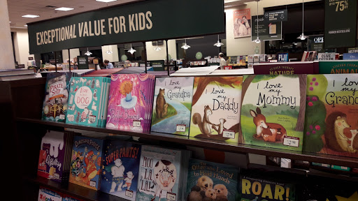 Book Store «Barnes & Noble», reviews and photos, 131 Colonie Center #355, Albany, NY 12205, USA